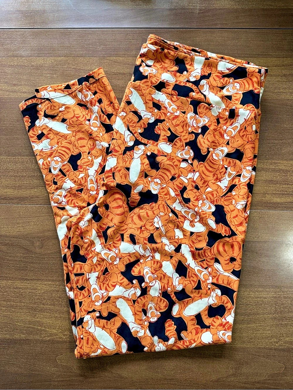 LuLaRoe Disney Collection Tigger Leggings Orange & Black TC2